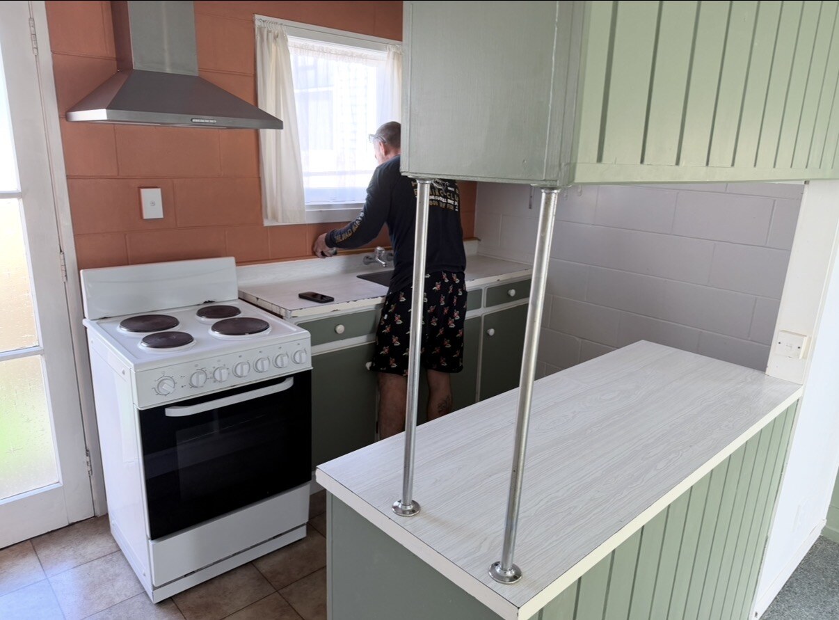 Kitchen before renovation, Auckland